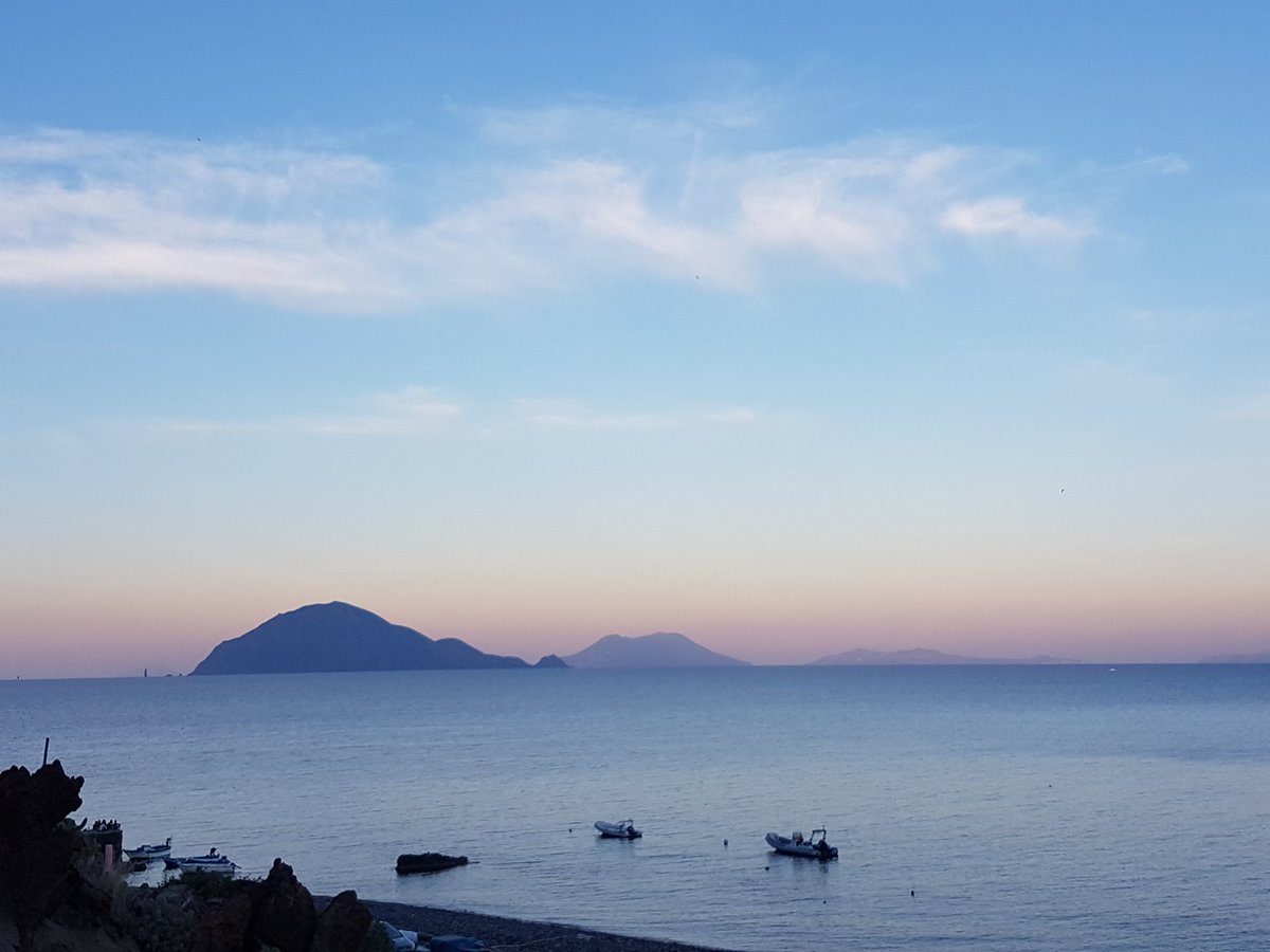 Bruschi_P's tweet photo. Eolie, Italy https://t.co/hY4WA7LeTI