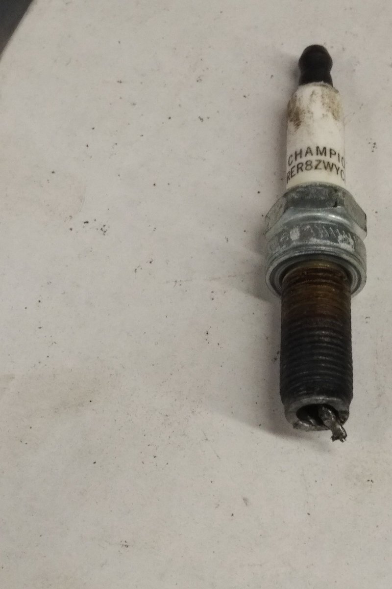 joel_middlemass's tweet photo. Might need more then a tune up #sparkpluggap #outofspec https://t.co/UMoFcR2GpB