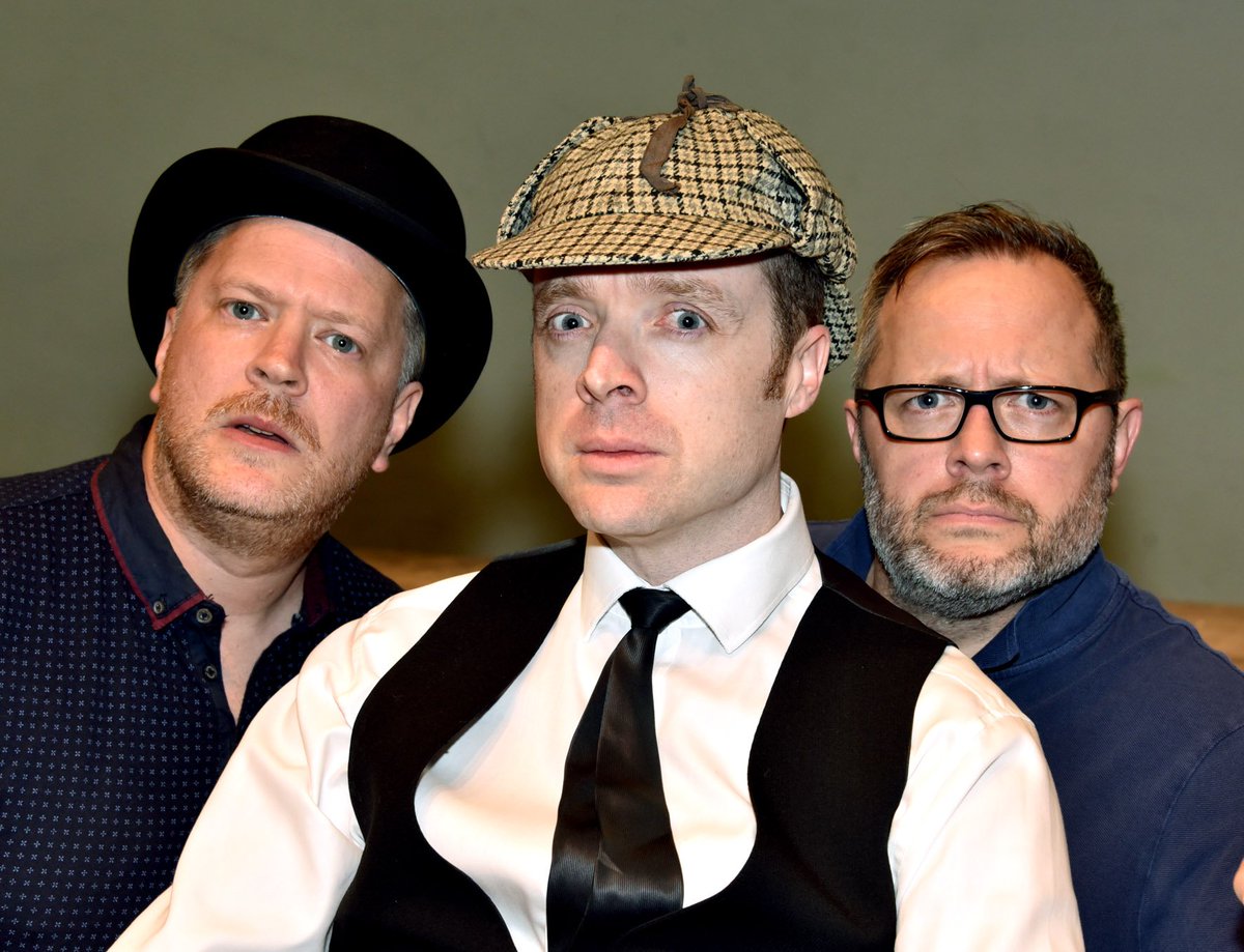 It's a diabolically dark, dangerous, Dartmoor set for a deliciously daft, three hander, madcap The Hound of the Baskervilles from The Nonentities <a href="/TheRoseKminster/">Rose Theatre</a> in Kidderminster behindthearras.com/reviewsam/2018…