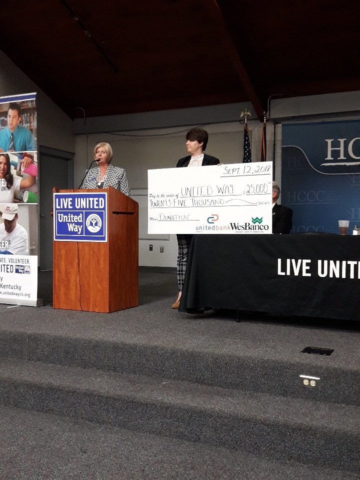 roneppes's tweet photo. Great way to finish the @uwcky Campaign Kickoff today!  #GiveUnited #LiveUnited https://t.co/jL1uY68RCf