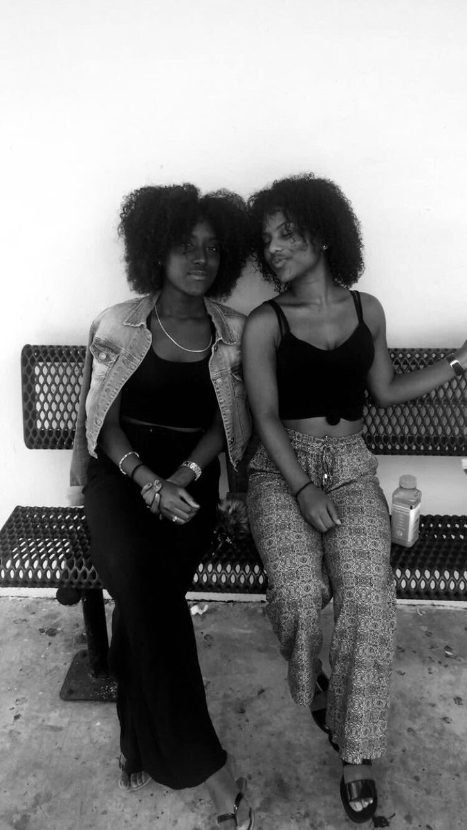 lennitab's tweet photo. 2 years ago today...
Somebody tell my sis i miss her https://t.co/aXMT1yohTT