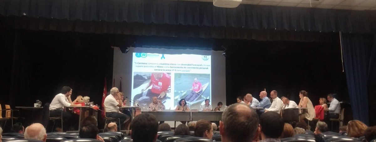siescuelaremo's tweet image. En #PlenoArganzuela Nosotros sabemos que se puede Una Escuela Municipal que es compatible Ayto lo sabe pero no quiere #RemoyNaturalezaDeLaMano 🚣‍♀️✋🏻🦆@ManuelaCarmena y su concejala @rommyarce reducen la oferta deportiva del distrito #MadridQuiereRemar #CarmenaEscuchanos