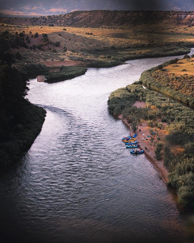 ben_kraushaar's tweet photo. I like river.
.
.
.
.
.
.
.
.
.
#river #rafting #greenriver #rafttrip #nrsweb #wyoming #wyomingexplored #thisiswy #optoutside #flyfishing #findyourwater #flyfishingphotography #camp4pix https://t.co/EOkwE9fJH6 https://t.co/orBCIFIeMy