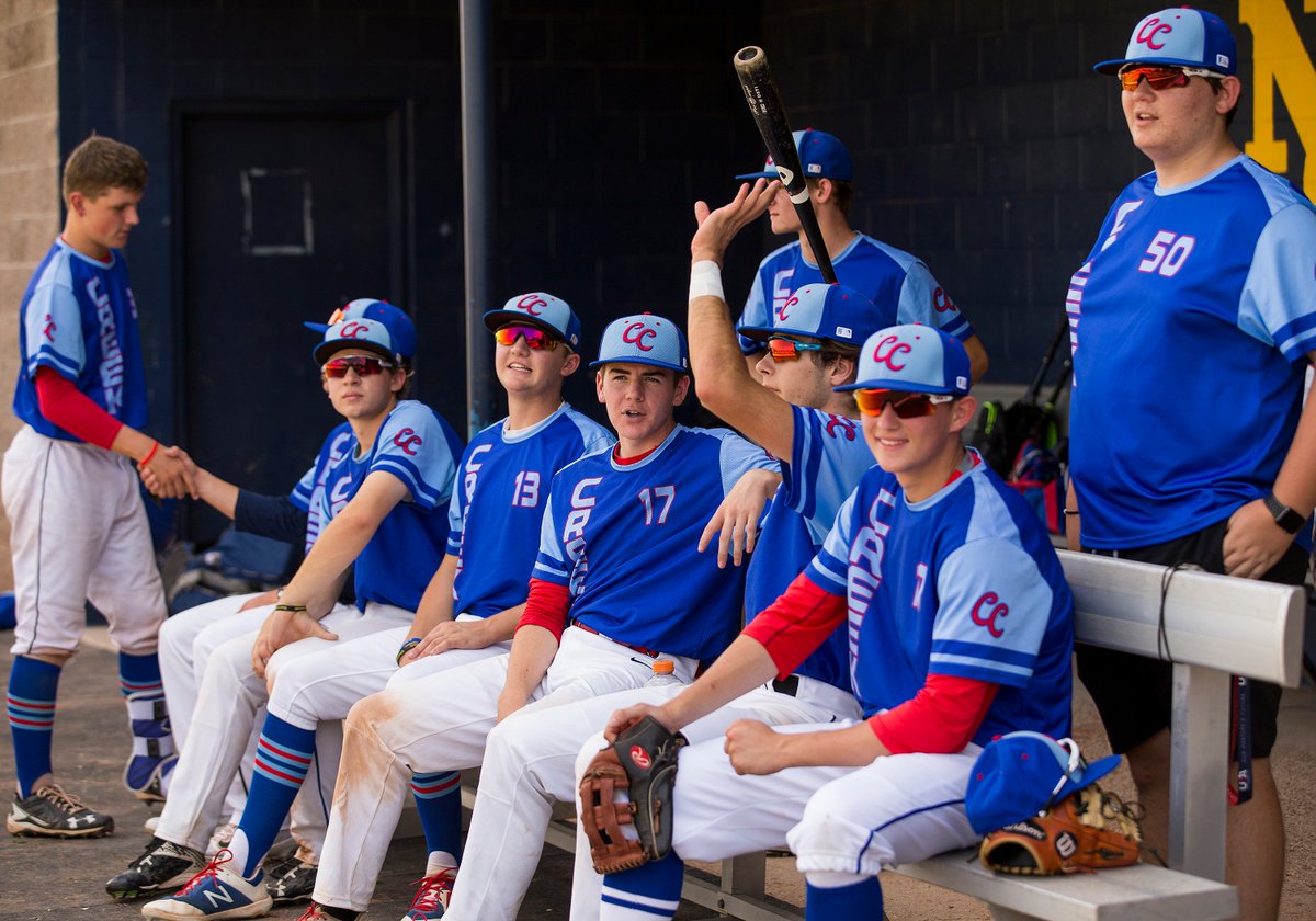 PathwayBB's tweet photo. A couple great pics from our NC Fall Classic. The @CNebraskaBA boys after an inside the park HS from their CF @TreyRod64463775 and the @CherryCreekBB squad kickin' back in the dugout. @TCS_BB #pathwaybb #getrecruited #baseball https://t.co/uE7tqG96px