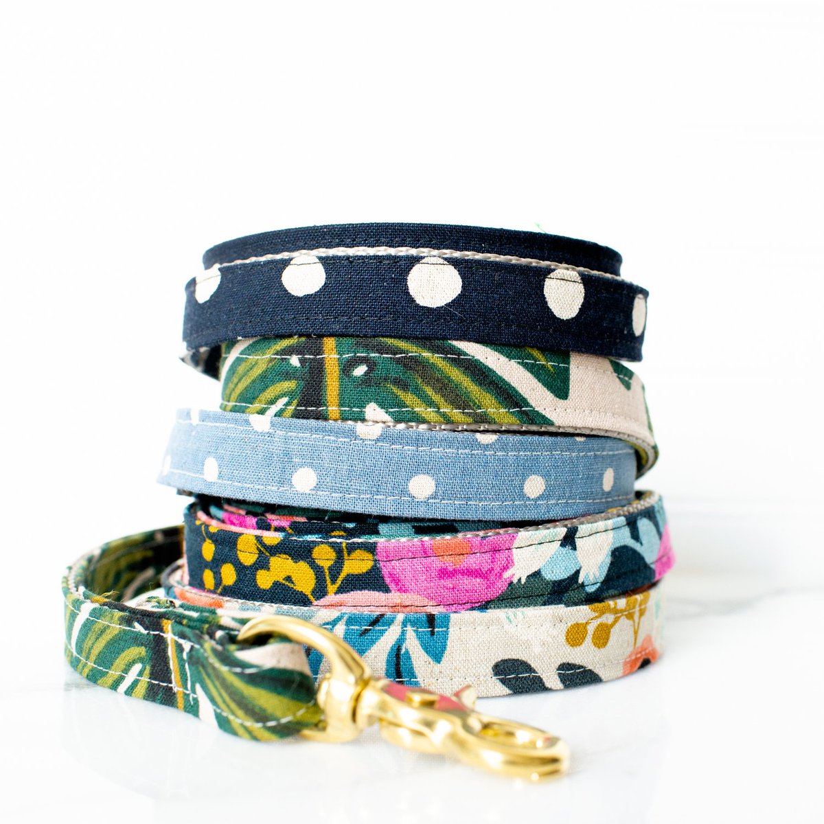 RoverBoutique's tweet photo. New, new, new... new arrivals launching next week (along with our brand new website)!! #comingsoon #dogsoftwitter https://t.co/X7xcPO8opv