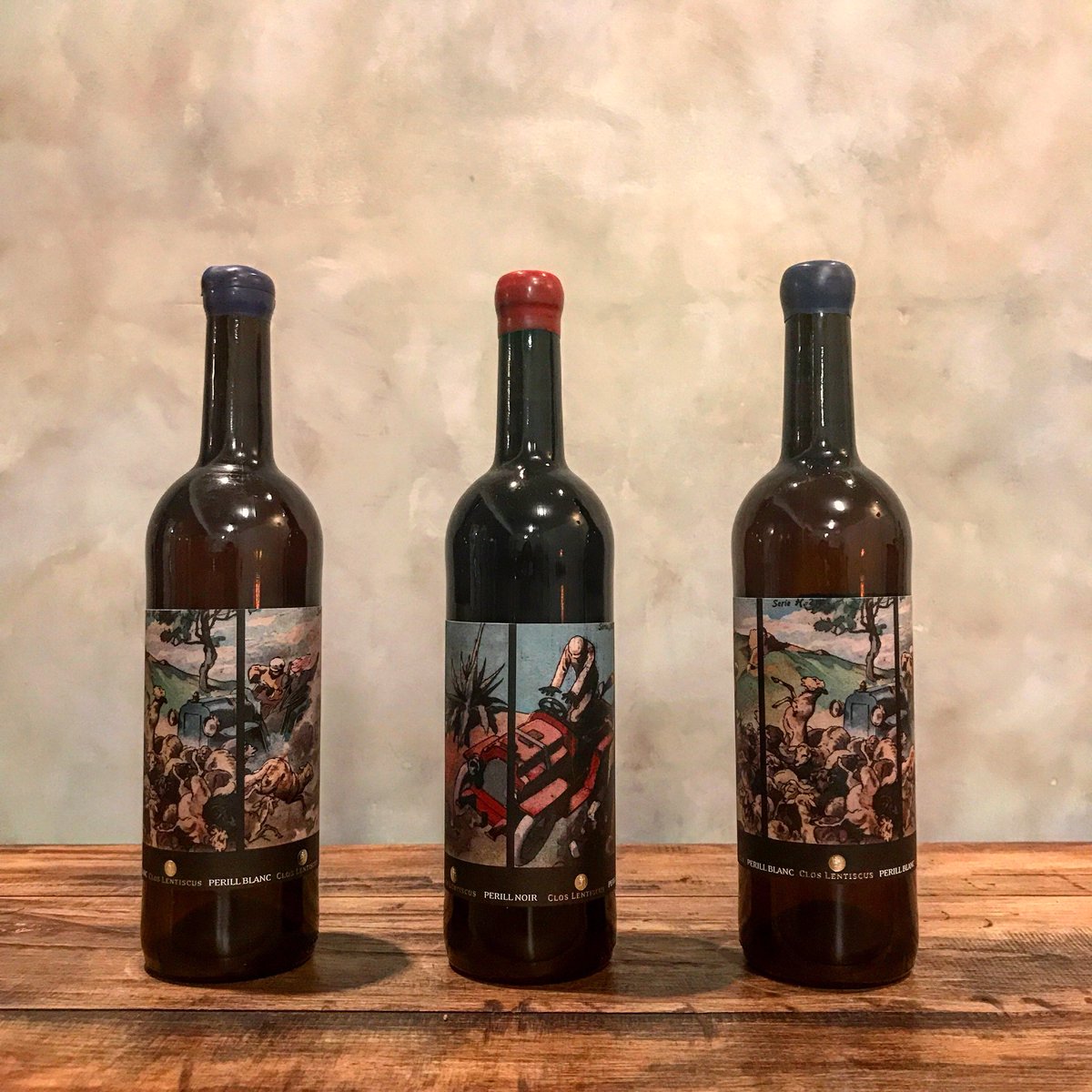 ....Its back! #trangallán #newingtongreen #n16 #naturalwine #biodynamic #perillnoir #perillblanc #closlentiscus #spanishwine #organic #rawwine #sumoll #xarello