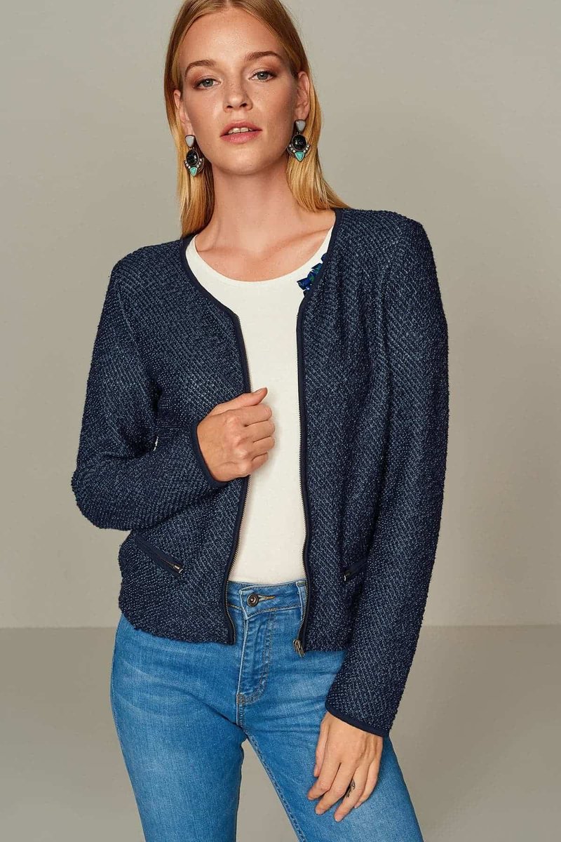 cobuydi's tweet photo. When it starts to get a little bit chilly, this jacket is just right for keeping warm in style! https://t.co/oJ9UPj8y7N