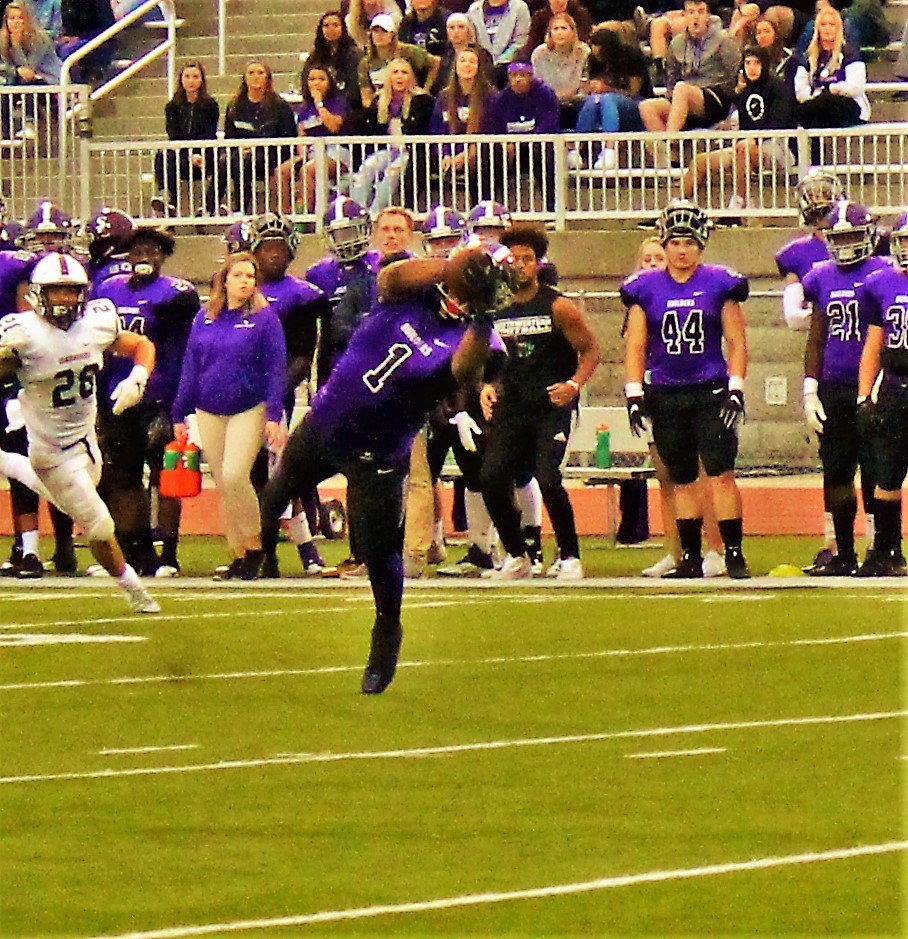 Pats_1990's tweet photo. Pics from @BuilderFootball vs Sterling 2018 the #JINXISON... #BuilderFootball #18uildergang #18uilders #gobuilders #BuilderFootballFan #Brickbybrick #BBN https://t.co/YkGgpVxxS4