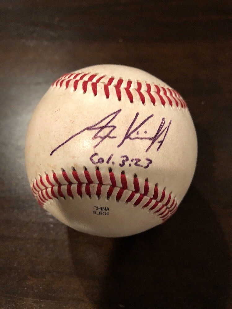 tlschwerz's tweet photo. One more giveaway to cap off the 2018 Minor League season.

RT for a chance to win this game ball signed by @MiracleBaseball FSL Champion Alex Kirilloff (@AKirilloff19). #MNTwins 

Must be following to win. https://t.co/erq89iiIdY