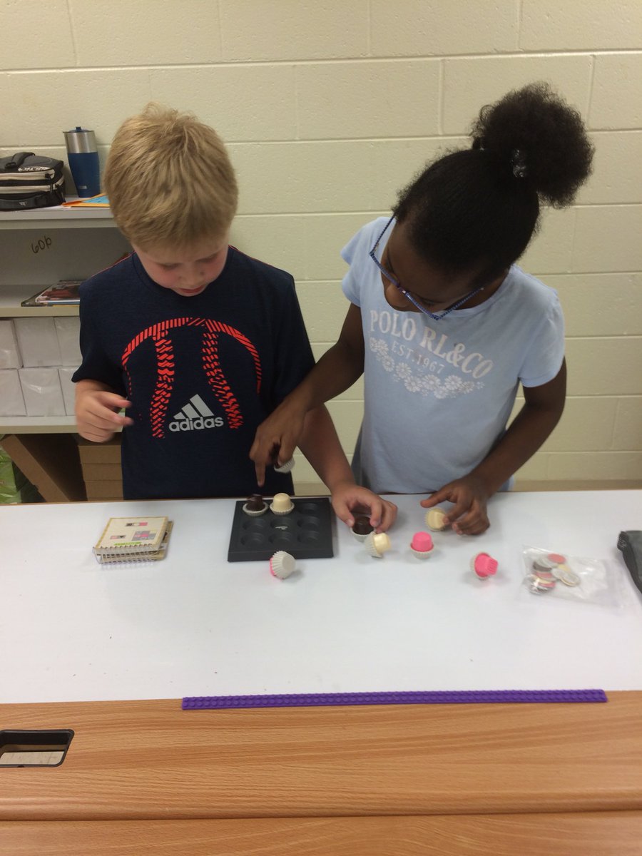 Rodgers_Edu's tweet image. A little afternoon chocolate fix @ThinkFun with my fourth grade friends from @abbottjodi3 class @sharkhappenings #asesbettertogether #sharkSTEAM