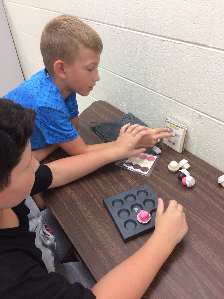 Rodgers_Edu's tweet image. A little afternoon chocolate fix @ThinkFun with my fourth grade friends from @abbottjodi3 class @sharkhappenings #asesbettertogether #sharkSTEAM