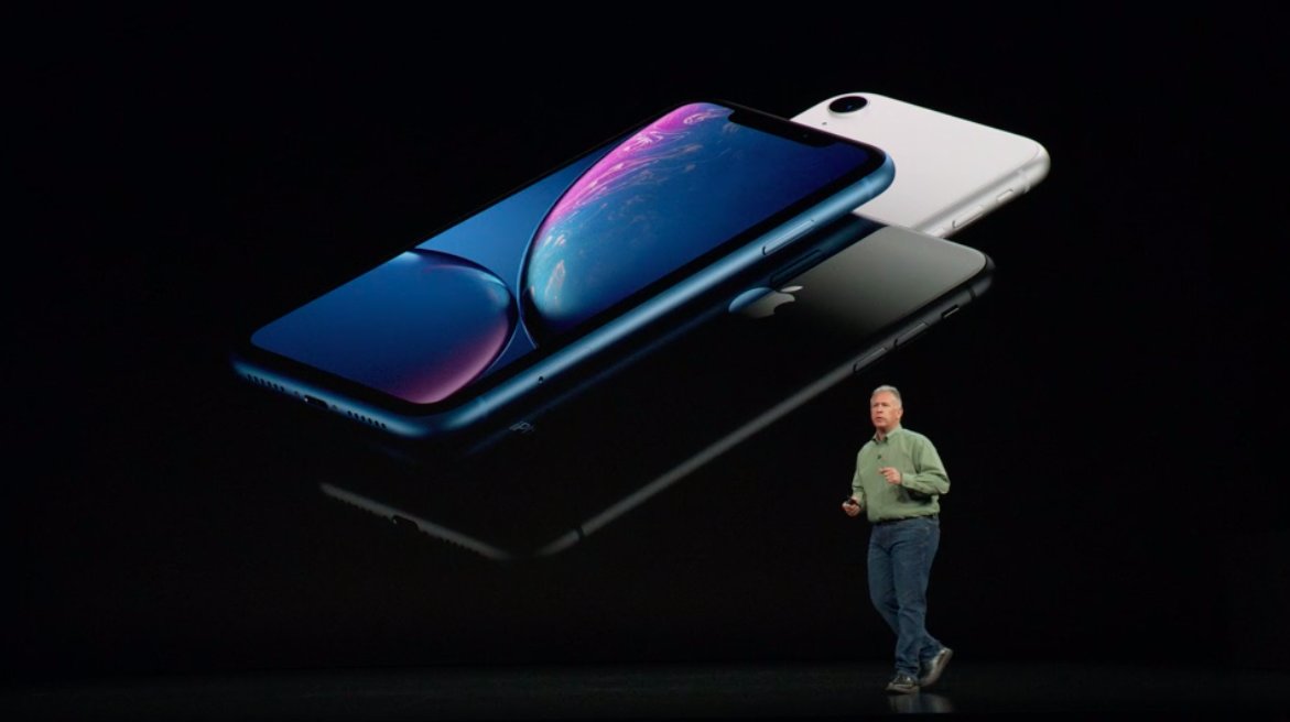 AppleJesus's tweet photo. iPhone Xr! https://t.co/8CCOPs7WTb