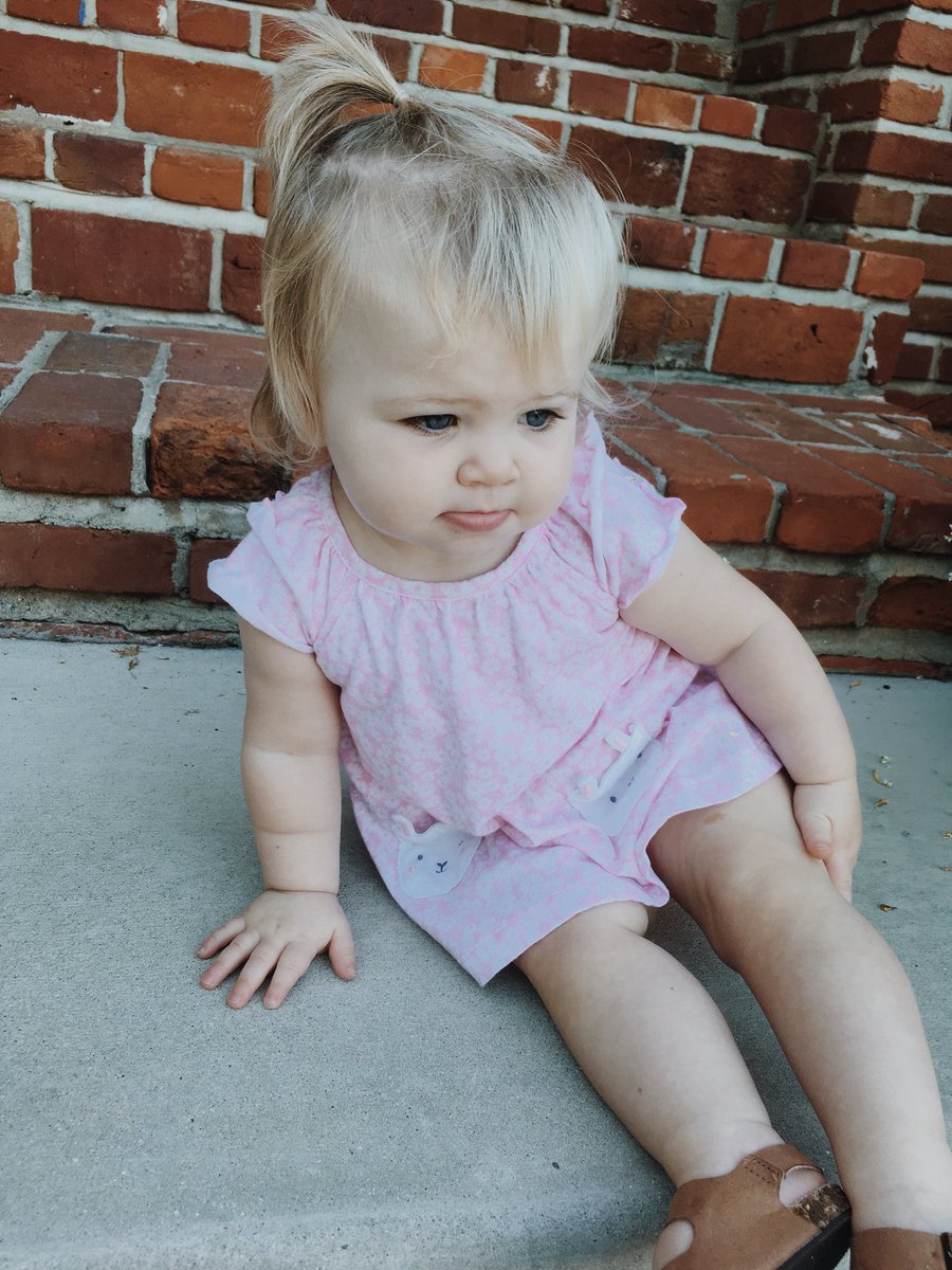 lydiaf98's tweet photo. if you don’t think my niece could  be a gerber baby you’re wrong ok https://t.co/BkBzvBmQPi
