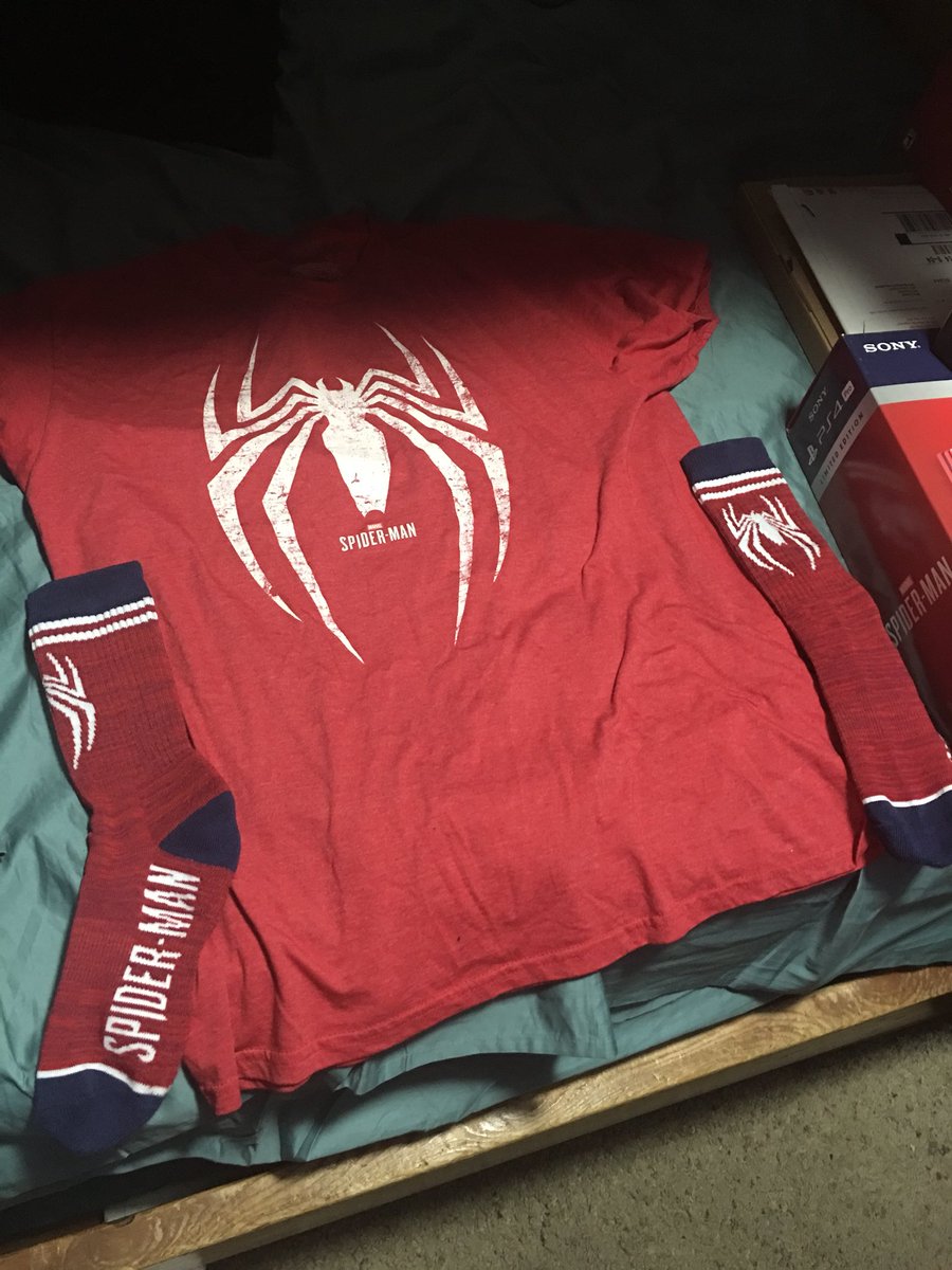 jdminette626's tweet image. Getting ready to head to the local race track for some fun. Gotta represent and also wear my new socks. #TrackDayFun #SpiderManPS4