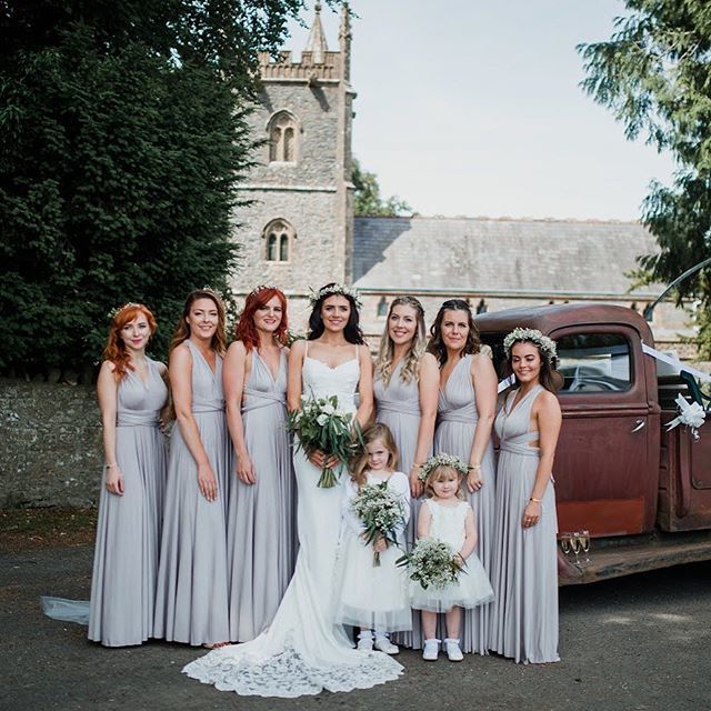 Bride Squad! ❤️💋 .
.
.
.
.
.
.
#weddingphotographer #engaged #thedailywedding #weddingchicks #weddingseason #ohwowyes #justengaged #bridesmaids #bridesquad #bridalparty #flowergirls #bride #bristolwedding #bristolweddingphotographer #bristolphotograp… ift.tt/2CP22zM