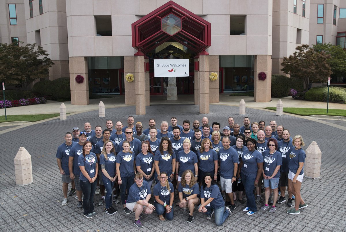 RickShadyac's tweet photo. All kids love a picnic, and the annual cookout by @StJude partner @Chilis is a great way to celebrate back-to-school time and to kick off their September Create-A-Pepper campaign. Thank you to everyone at Chili’s for all you do for our kids. https://t.co/XxnpDpzCKM