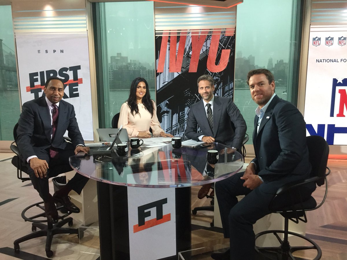 Had a great morning in NYC with <a href="/FedEx/">FedEx</a>! Don’t forget to vote for the #AirandGround <a href="/NFL/">NFL</a> Players of the Week each week at nfl.com/fedex or by voting in the <a href="/NFL/">NFL</a>'s Twitter poll