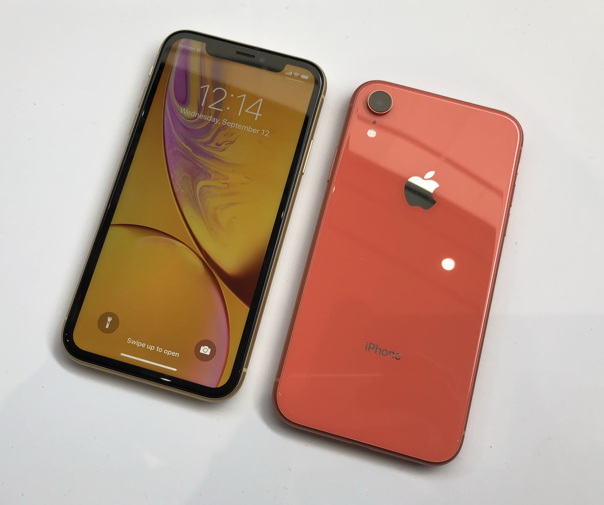 Ben Wood On Twitter Iphone X R Takes Apple Into New