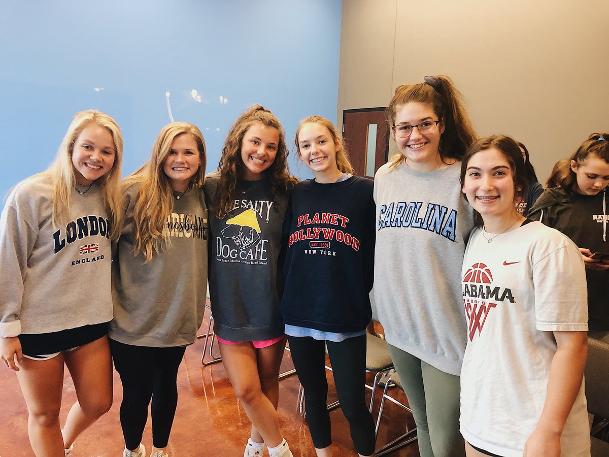 firststudent701's tweet image. Common Ground tonight in the skybox at 6:00!!! we will have a guest speaker. IT’S POCO NIGHT!!! going to be a fun night!