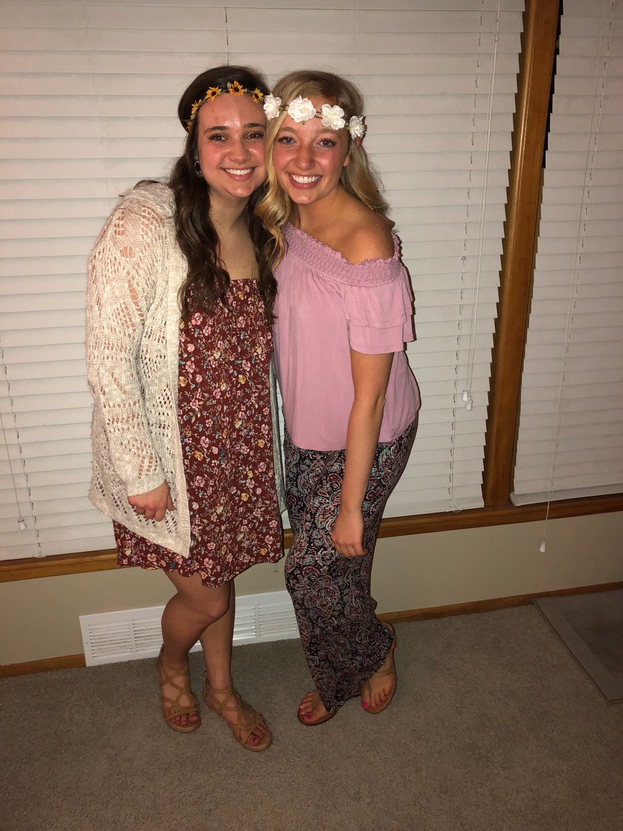 maggieburm's tweet photo. Hey @FOCUScatholic!! @JuliaHaas65 and I LOVED SEEK two years ago, &amp; are so excited to go again this January to continue to grow in our faith. #YouPlusOne #SEEK2019 https://t.co/mfDqnhZcQe