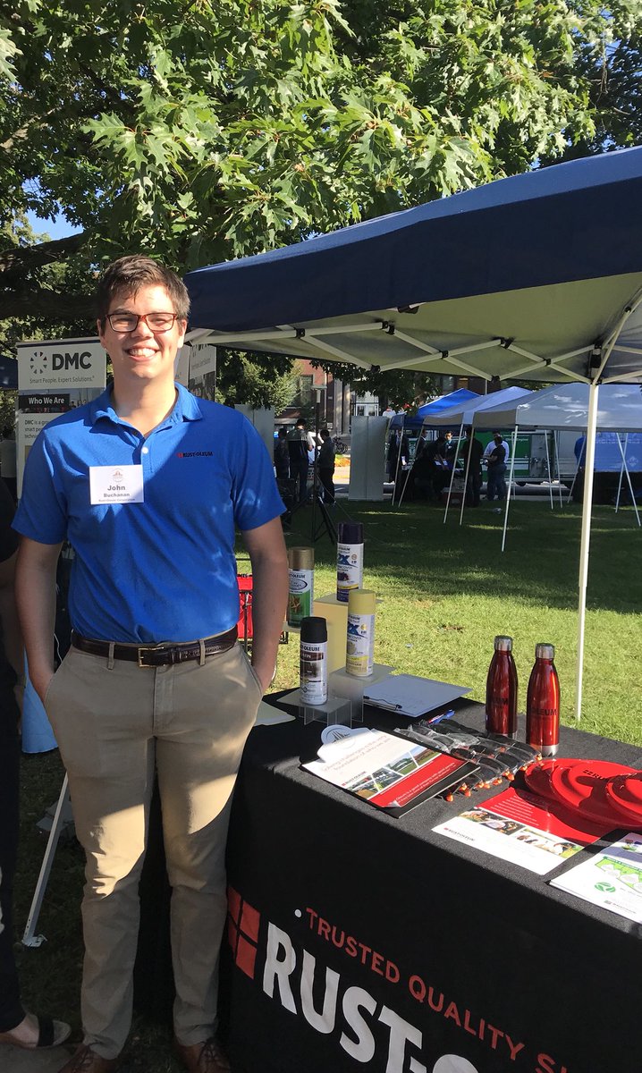 ROcareers's tweet photo. Engineering students come stop by our booth @purdueesc #purdue #engineering https://t.co/g9VqmRelUx