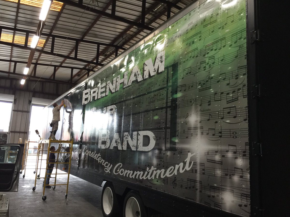 erettig02's tweet photo. Final touches on our new equipment trailer. Thank you band parents for your hard work making this band dream reality. https://t.co/md7C7VC6Tb