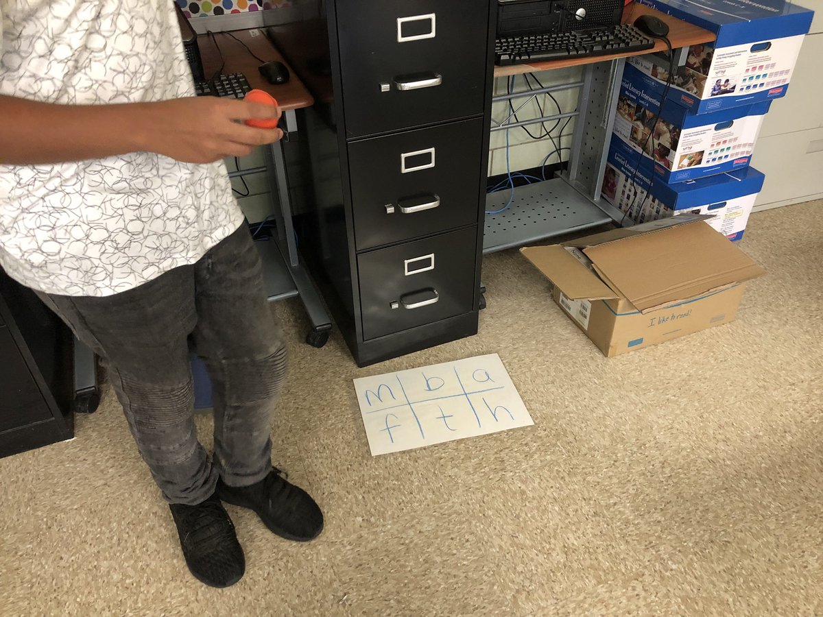 MrsLePla's tweet photo. We started at the beginning of the lessons to get the routines down (and there is a need, even in middle school). Testing out some games and activities! #ogsummer2018 #Dyslexia https://t.co/b2RPdbzsuj