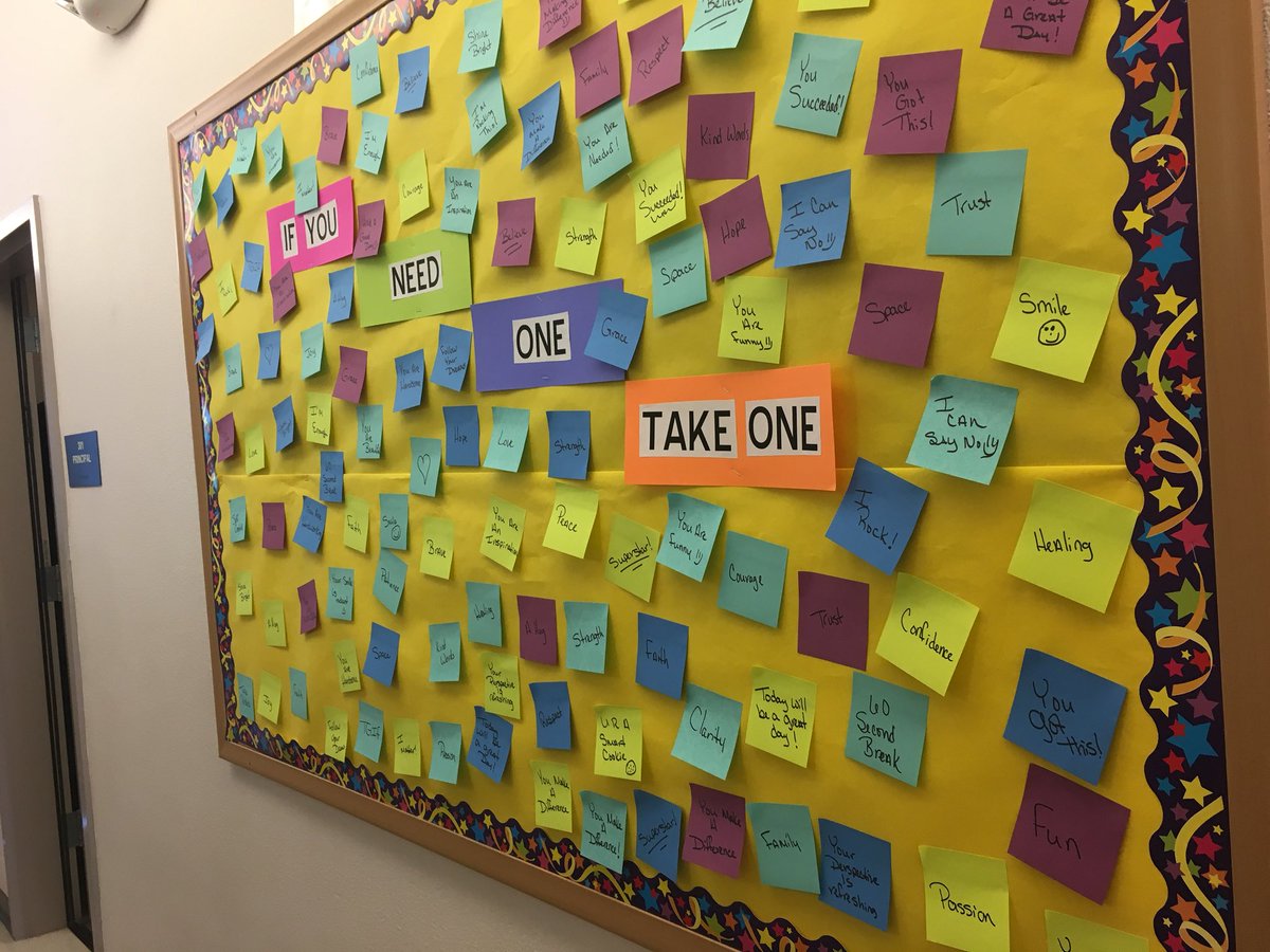 @jodiep_fsusd and I put together this bulletin board at work. @CrescentElemen #Ifyouneedonetakeone #family