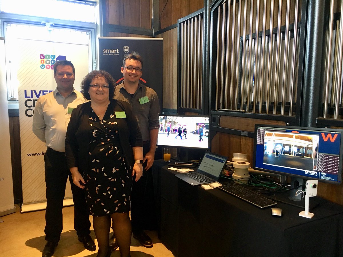 tanbrown1's tweet photo. Demonstrating @SMART_facility #SmartPedestrianproject at #StateoftheRegion #Liverpool. Our stable at Warwick Farm is ready to go! #innovation #smartcity https://t.co/PtncGJ65Fd