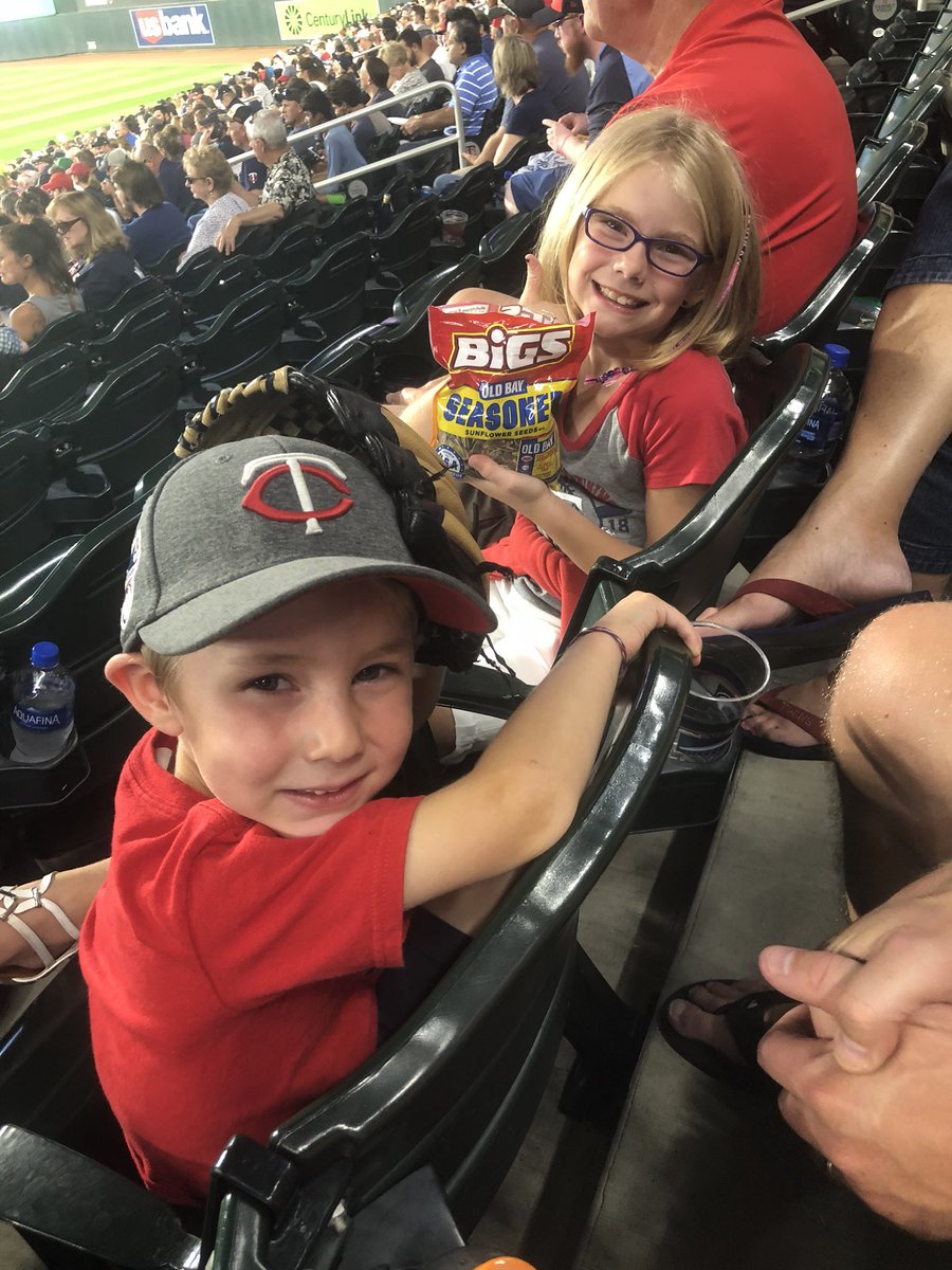 tdaniels083's tweet photo. Beat the Yankees! Win Twins! #TwinsPics https://t.co/ZXyYOV1vN5