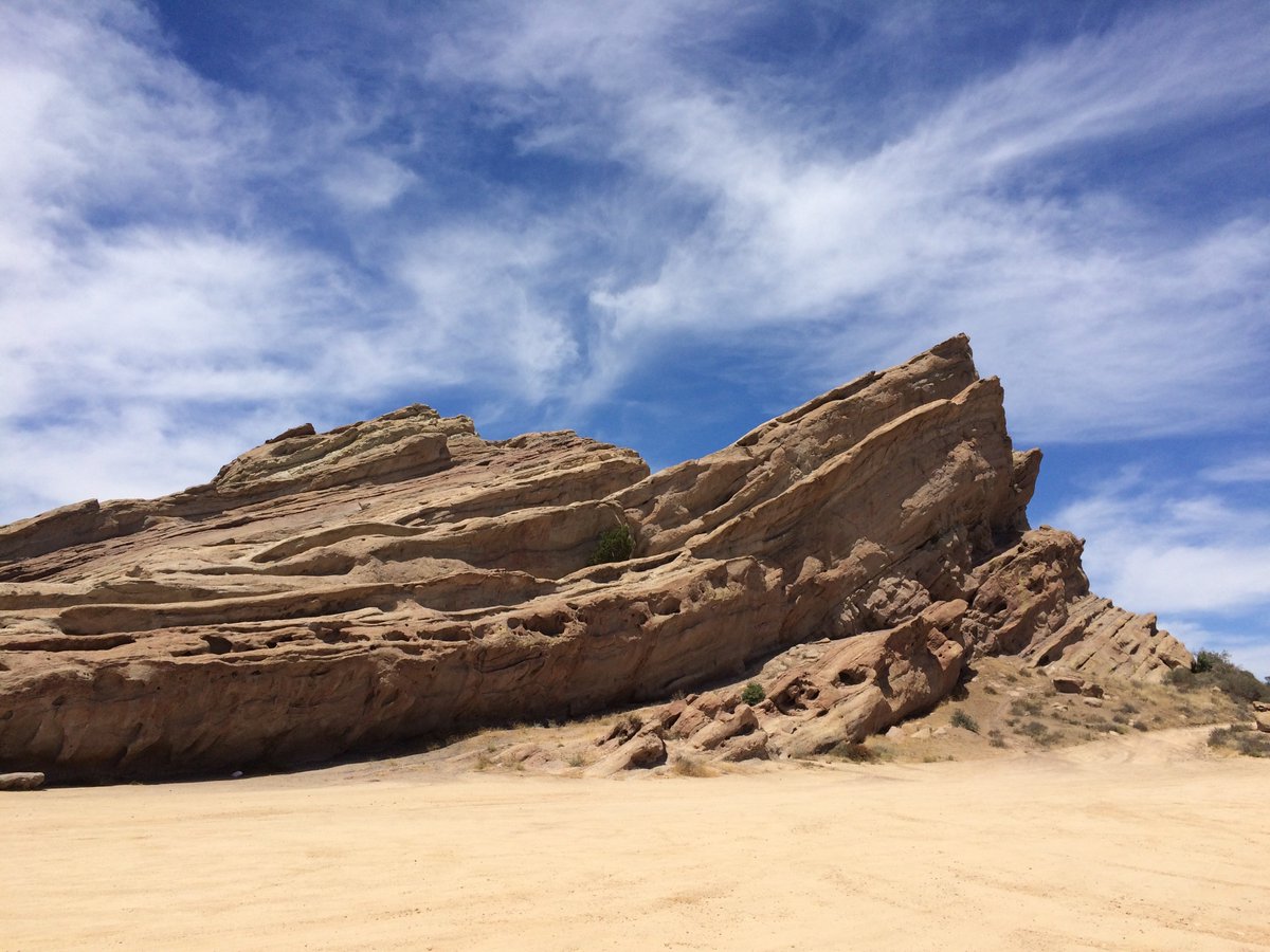 LACDRP's tweet photo. #VasquezRocks: otherworldly rock formations w/
historic & pop-culture significance in #unincorporated community of
#AguaDulce & on the Natl Register of Historic Places. As seen in #WestWorld
& #StarTrek. @Planning4LA Any cool rocks in your hood? #WhichLA
@lacountyparks @LACounty https://t.co/jQhoOlNn4D