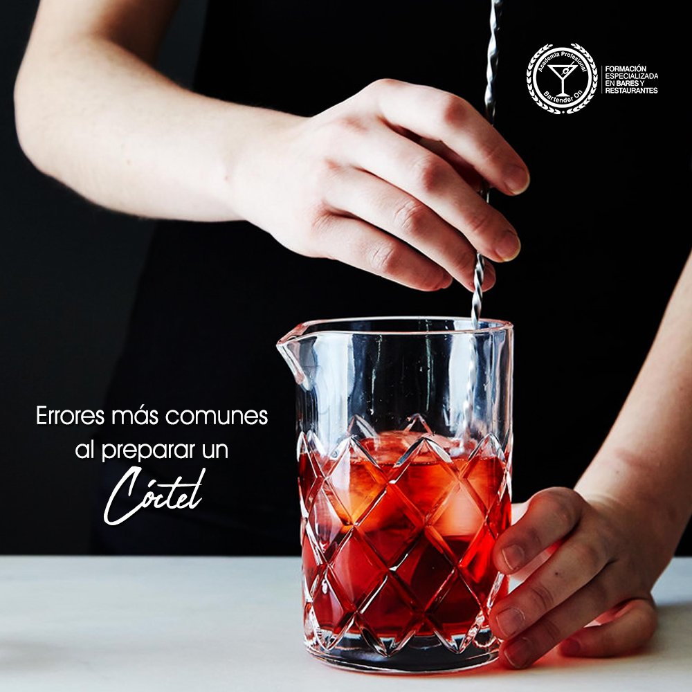 1. Batir bebidas carbonatadas. 
2. Usar poco hielo. 
3. No limpiar bien los utensilios como cocteleras o cucharas. 
4. No probar lo que hacemos. 
5.Entender si el cóctel es para uno mismo o es para otra persona.