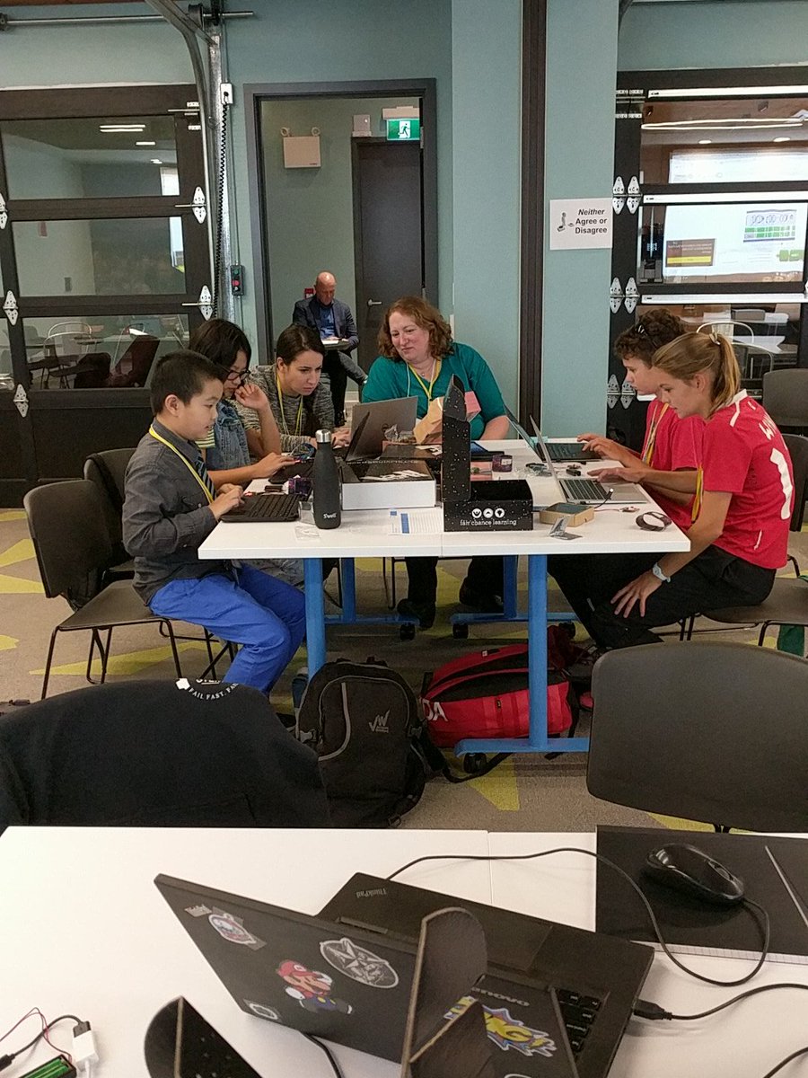 16laura16laura's tweet image. Champlain Heights Elementary and Emily Carr Elementary. Four amazing students, two dedicated educators and Two cool schools coding and learning together. . #vsblearns #FCLedu #CanCodes #sap4good #LTSLivingSpace