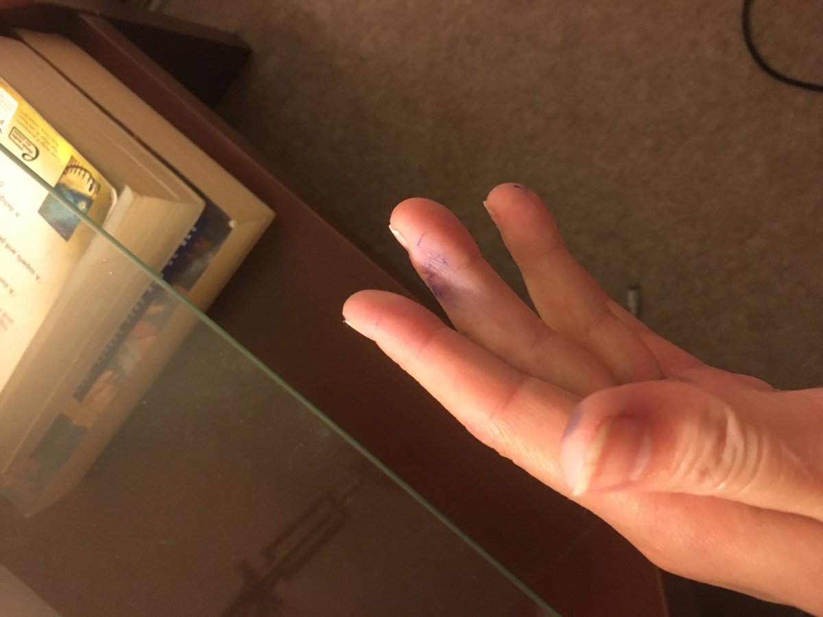 carolinecocker's tweet image. Are my pen-covered fingers a #writerproblem or a #leftie problem? Either way, it ain’t washing off 🙃