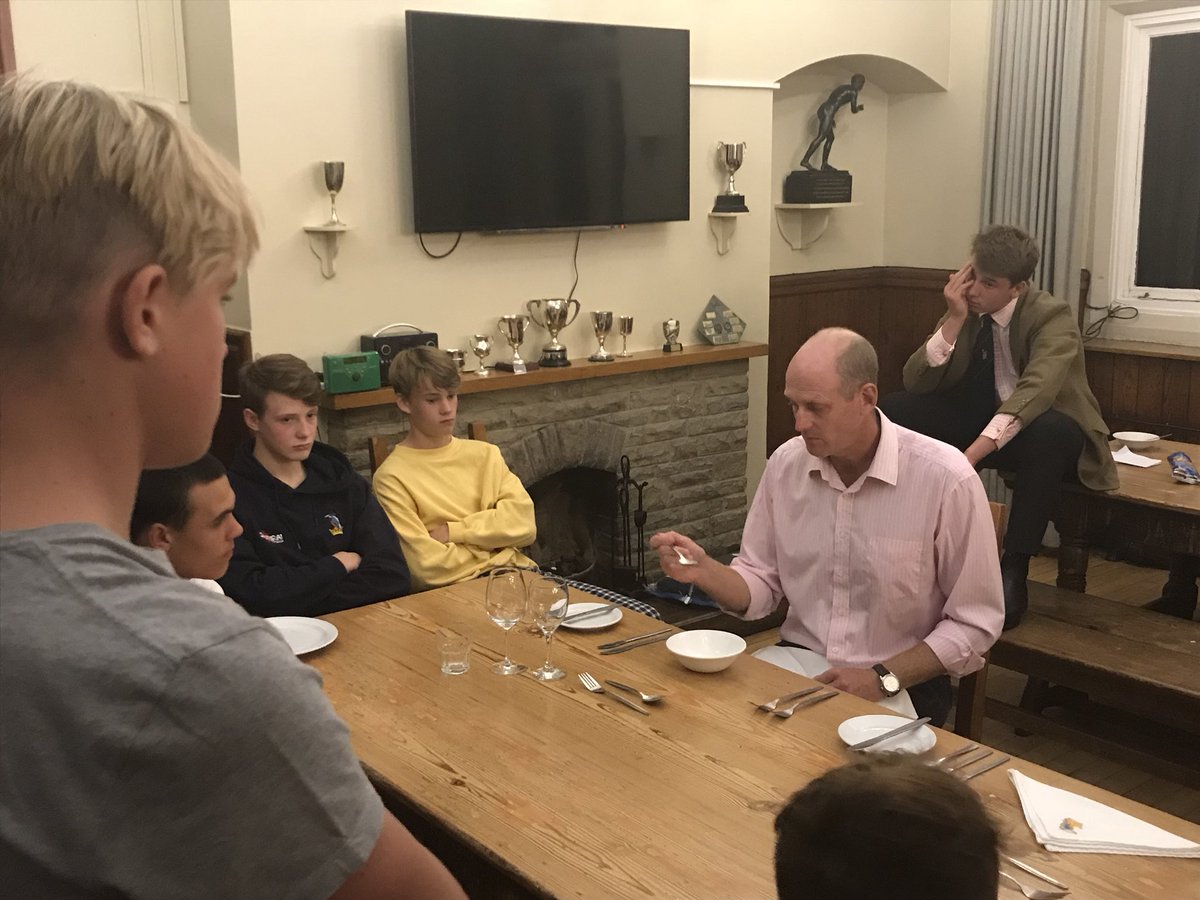 SchoolHouse_Sed's tweet photo. Fantastic learning for our Year 12 gentleman this evening in preparation for their formal dinner with the Lupton girls this weekend. Mr Follett sharing his knowledge of etiquette when dining....... #elbowsoffthetable https://t.co/RSuN3BDIXc