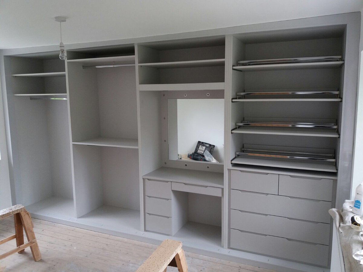 m2minteriors's tweet photo. M2M beautiful Made 2 Measure Bedroom Furniture all manufactured here in the North West of England bespoke to fit your exact requirements. Cabinetry with #Softclose drawers &amp; #SlidingDoors #bespokefurniture #bedroom #slidingrobes #robes #fitted https://t.co/4pczq3PJxU