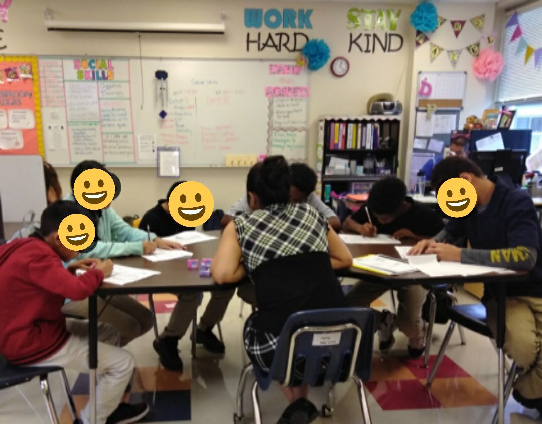 MrsPatel7's tweet photo. Students learning social skills during advisory. They learned cognitive planning and brainstormed different strategies to stay calm when upset or angry. #Wearepatneff https://t.co/qVqcUFpyoF