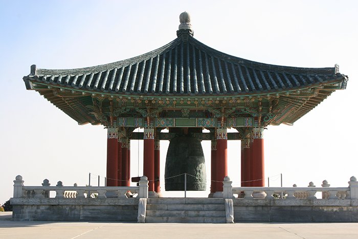 One of the best sites here in Los Angeles. Head over to San Pedro to see the Korean Bell of Friendship #KoreanBell #FriendshipBell #SanPedro #California bit.ly/2xdz72q