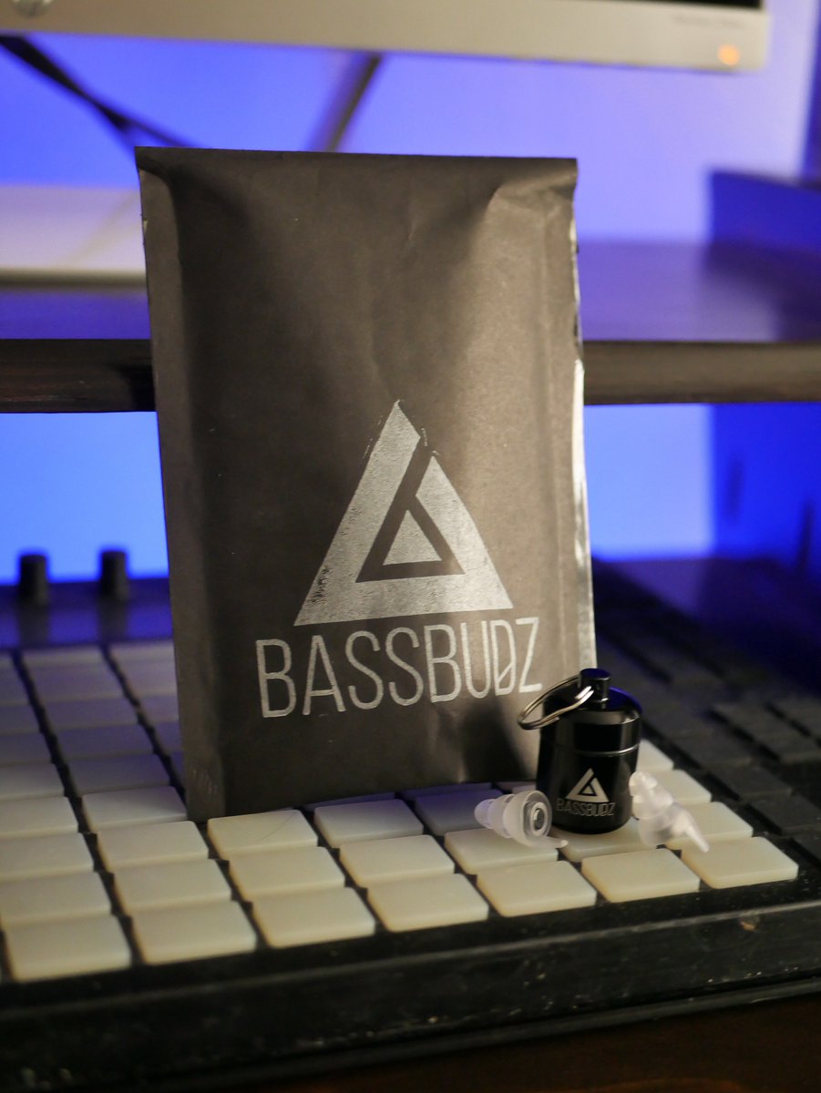bassmob's tweet photo. This pair of our newest edition BassBudz are being shipped out to the other side of the country! If you are attending an #edm show or #festival soon and don't have any #hearing protection, grab a pair now before they're all gone! There's a 20% discount code on our website. https://t.co/UASZ89vcGJ