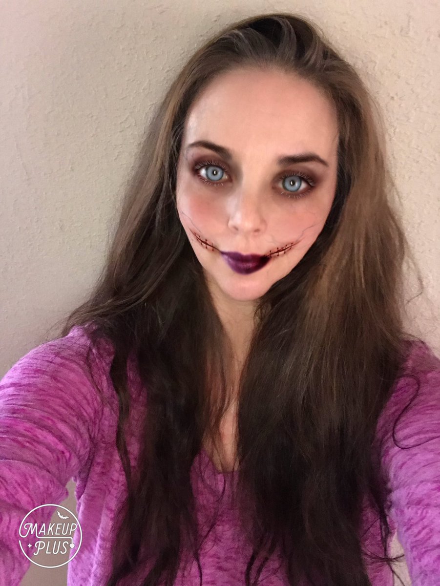 LillithMoonPear's tweet photo. 🎃#HalloweenCountdown 48 days left🎃Are y’all ready🎃I know I am🎃#HalloweenGlamourShots https://t.co/ILl0rNdL5T