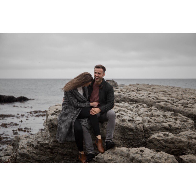KirstKp's tweet photo. Monday’s Couple
#photographer #NorthernIreland #femalephotographer #couplesgoals #couplesesh #whiteheadcarrick #carrickfergus #coastalroute https://t.co/3BJdzk35q7