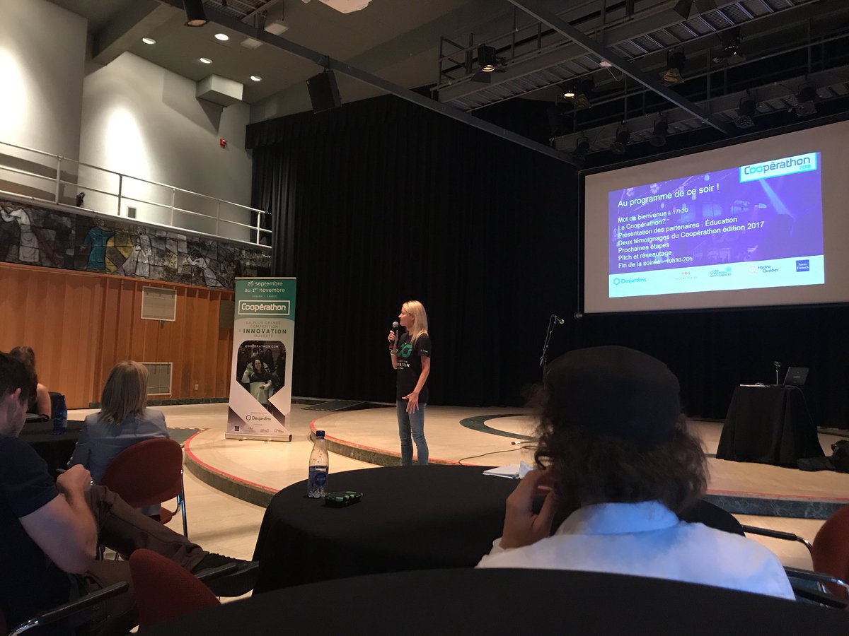 Christianleb's tweet photo. Soirée pitch et réseautage du volet éducation à QC 

#cooperathon18 https://t.co/gwtVxWA4OB