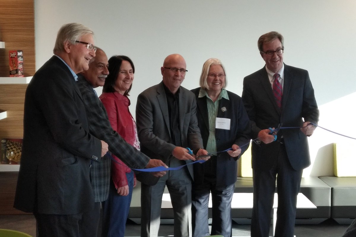 CadsiCanada's tweet photo. We do love a ribbon cutting. Big congrats to @CalianGroup today as it unveils its brand new HQ in Kanata. Thanks for the invite! @KFordCalian @JimWatsonOttawa https://t.co/g95cZKkRPU