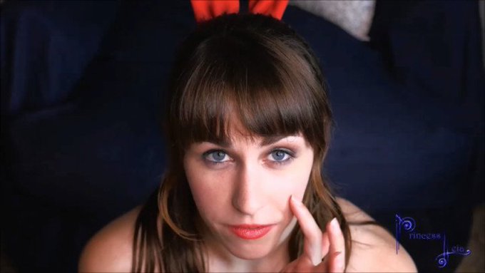 Princess leia - virgin daughter asks for anal Princess leia - virgin daughter asks for anal
