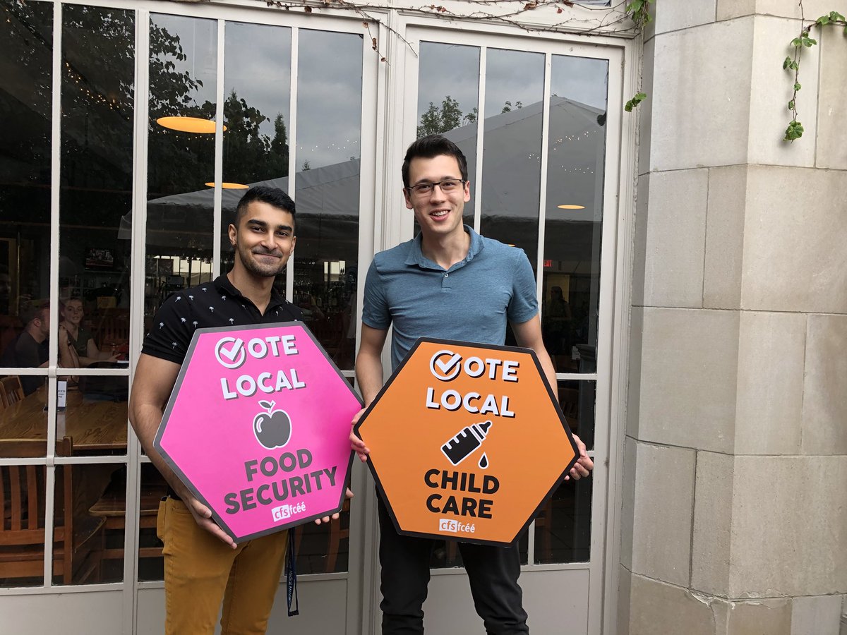westernsogs's tweet photo. Grad students are voting for food security! @tanneramma @PPaolatto @PaulChengLdn @Mike_Bloxam @SquirePhil @CFSON #cfson #VoteLocal #MunicipalElections #ONpoli #ldnont https://t.co/eQIO3OHqrl