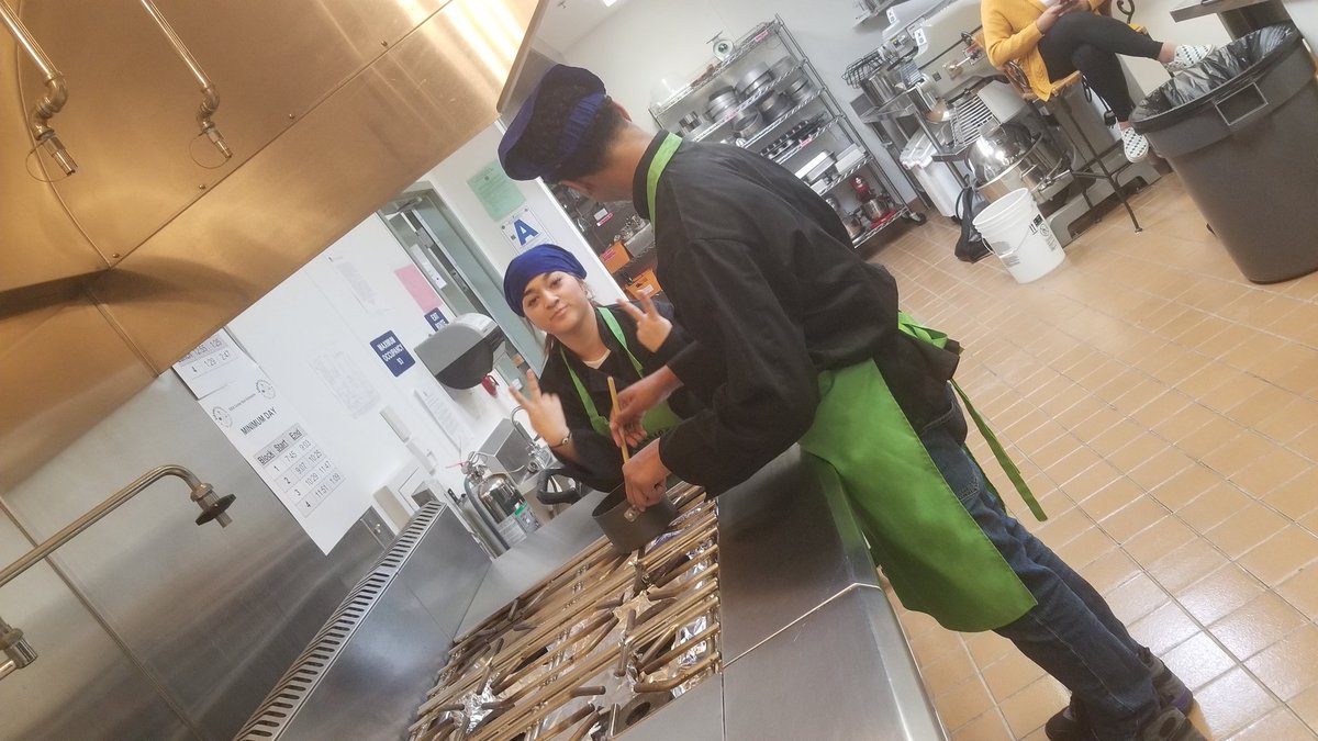 momccupation's tweet photo. First lb of the year, Mystery lab. No bake cookies. #ideacenterhighschool @IDEACenterHS #fcsteacher https://t.co/Z0nF1C1Azd