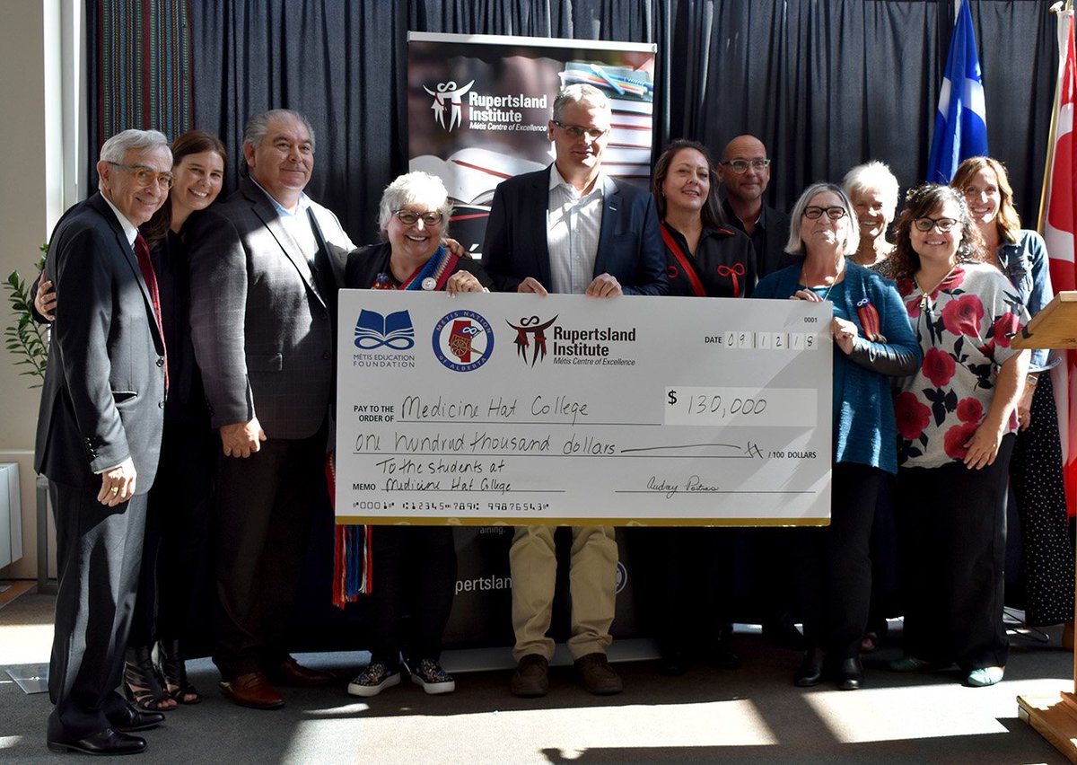 Medicine Hat College tweet media