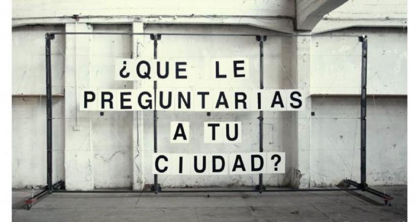 michel0411's tweet photo. https://t.co/GRwdhurDeD
#proyectopregunta es un dispositivo de participación ciudadana y arte público ideado por el colectivo Mil M2. El colectivo propicia que distintos grupos de personas expresen en forma de pregunta sus preocupaciones respecto a la vida social de su entorno. https://t.co/Q4ApLBbSJo