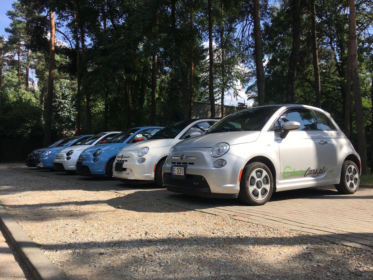ElectriCars_pl's tweet photo. #fiat #fiat500 #fiat500e https://t.co/avi28hAShC