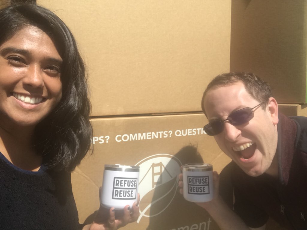 Lavidadegenesis's tweet image. New mug for my @PhilzCoffee run! #SFThingToDo